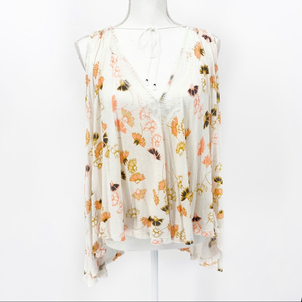 Free People Love Potion Floral and Lace Tie Neck Slit Up Back Tank Top SZ Large - Picture 2 of 12